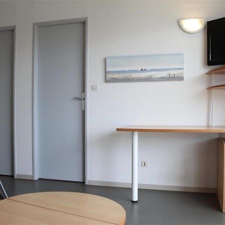 Studio Cabine 4 Pers Avec Balcon, Parking Et Piscine Aux Minimes - La Rochelle - Fr-1-246-177 외부 사진